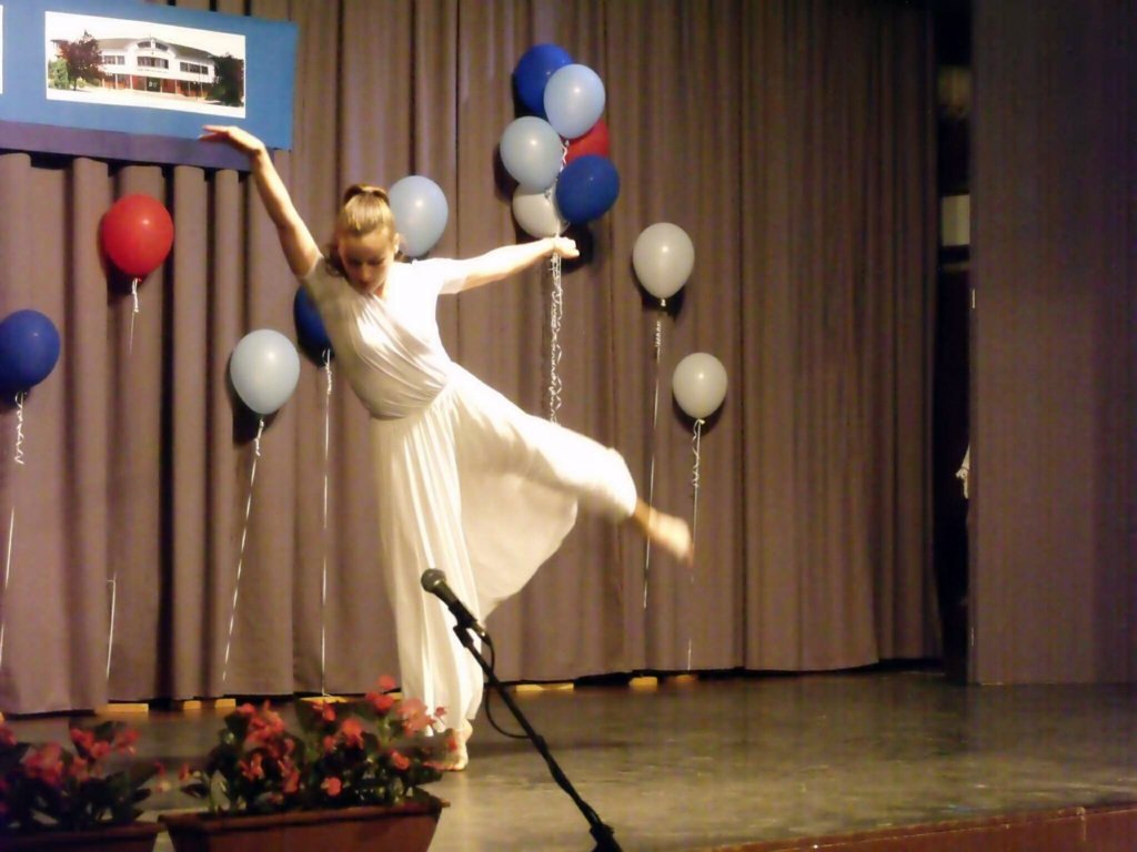 img044.jpg