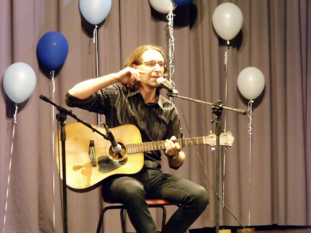 img050.jpg