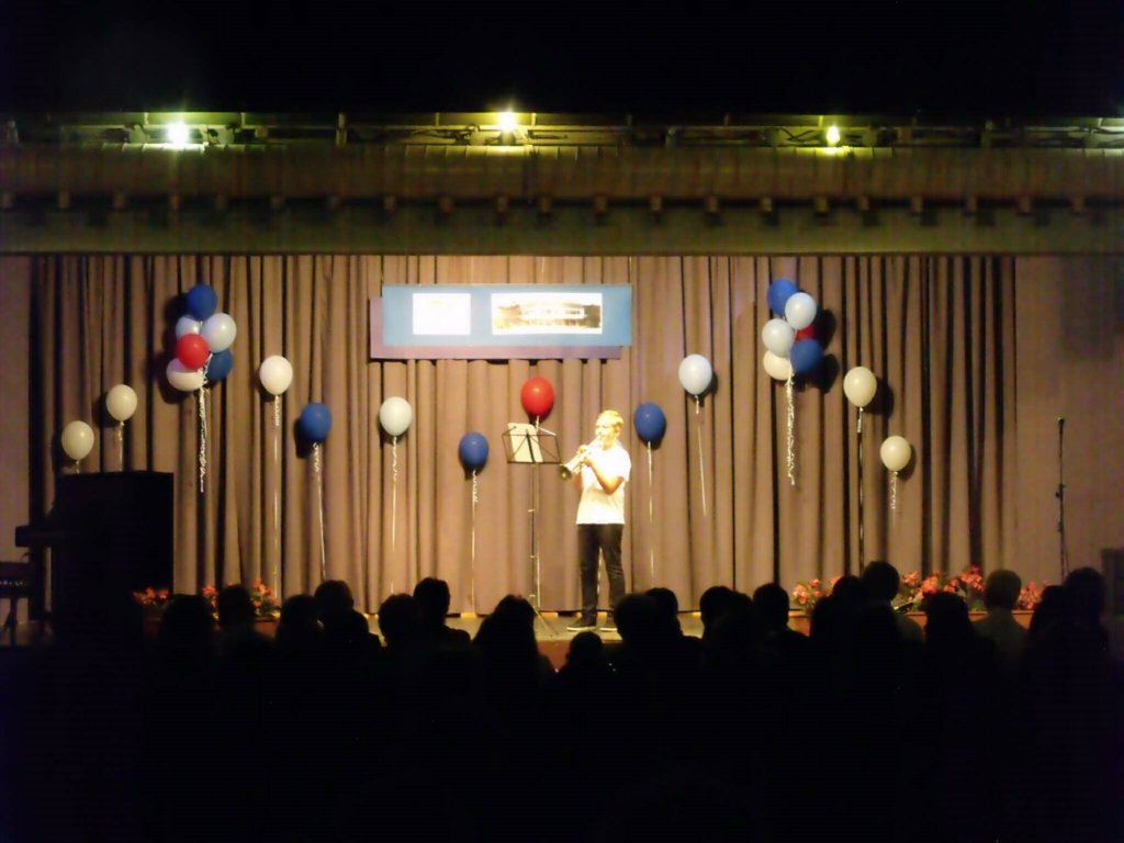img085.jpg